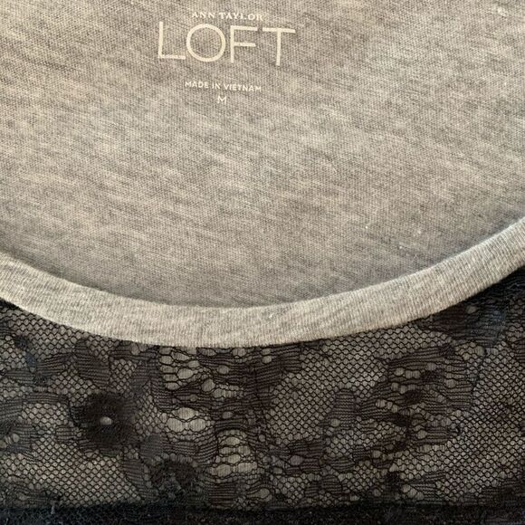 Loft t-shirt medium grey with black lace overlay - Picture 3 of 8